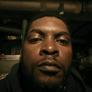 Meet your Posher, Devin